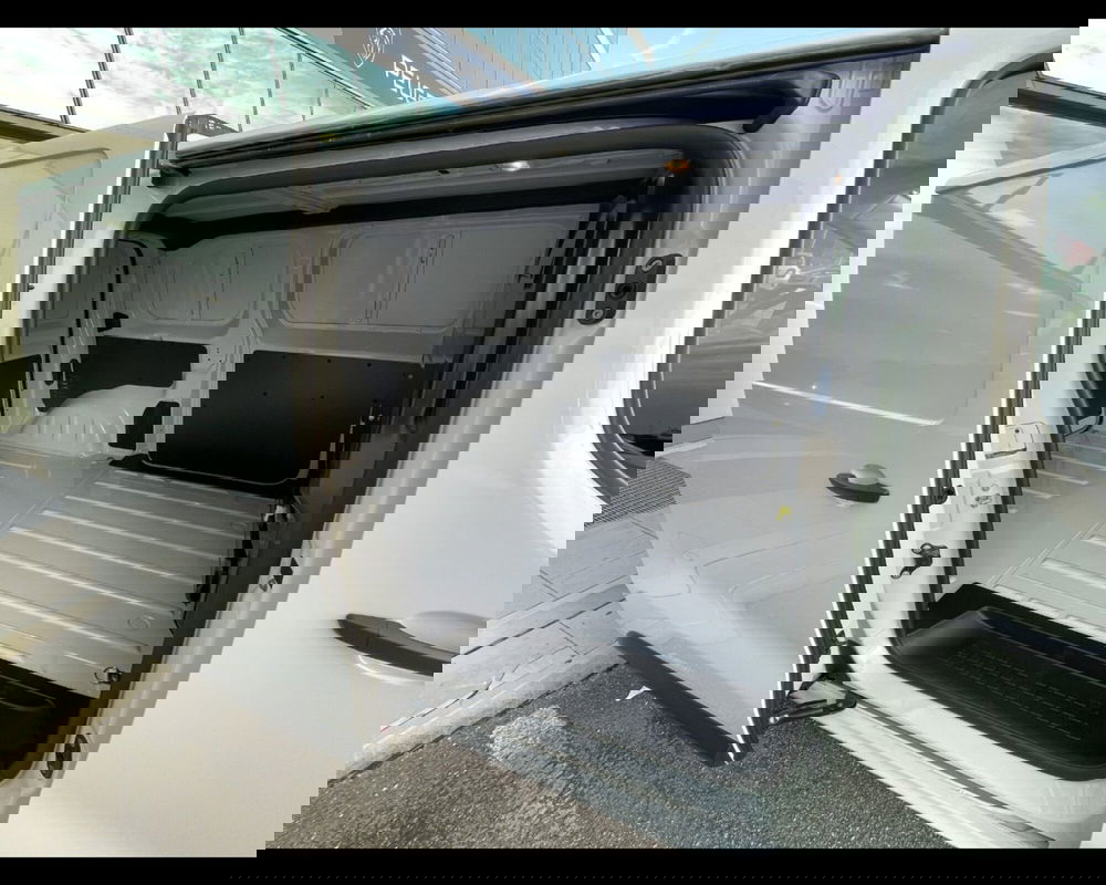 Opel Vivaro Furgone usata a Treviso (4)