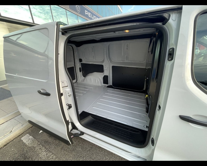 Opel Vivaro Furgone usata a Treviso (4)