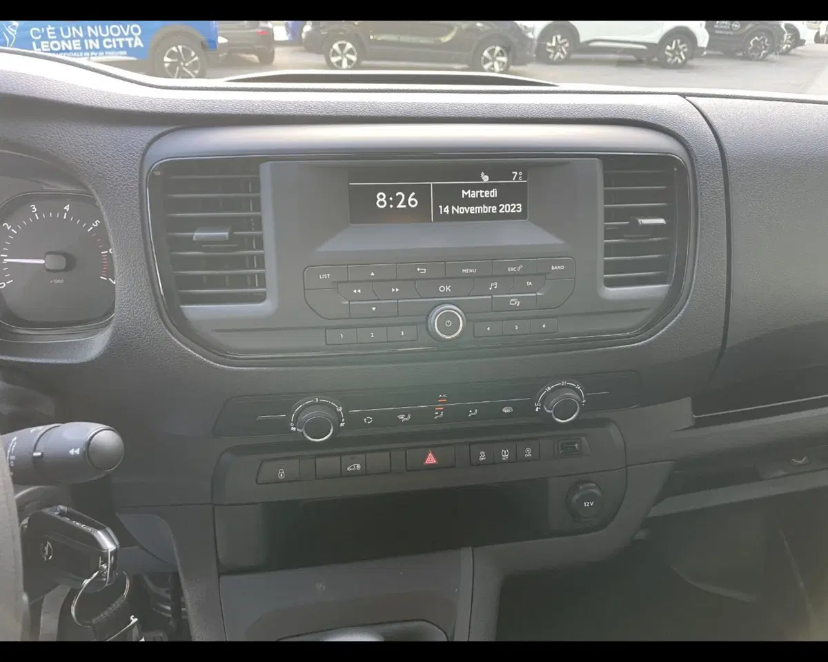 Opel Vivaro Furgone usata a Treviso (6)