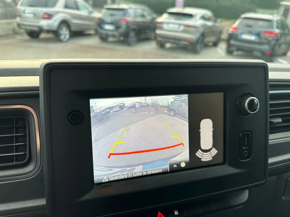 Renault Master Furgone usata a Como (11)