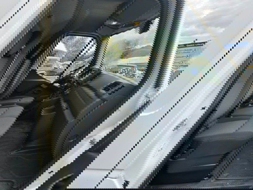 Renault Master Furgone usata a Como (12)