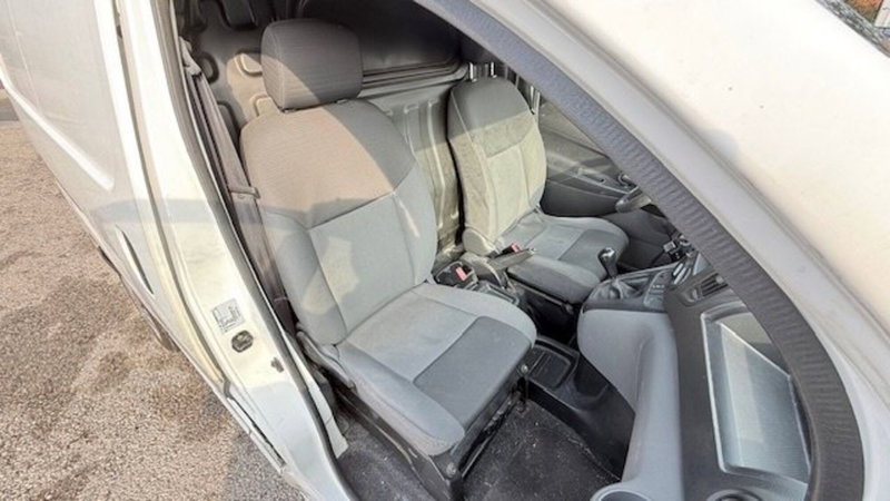 Nissan NV200 usata a Como (15)