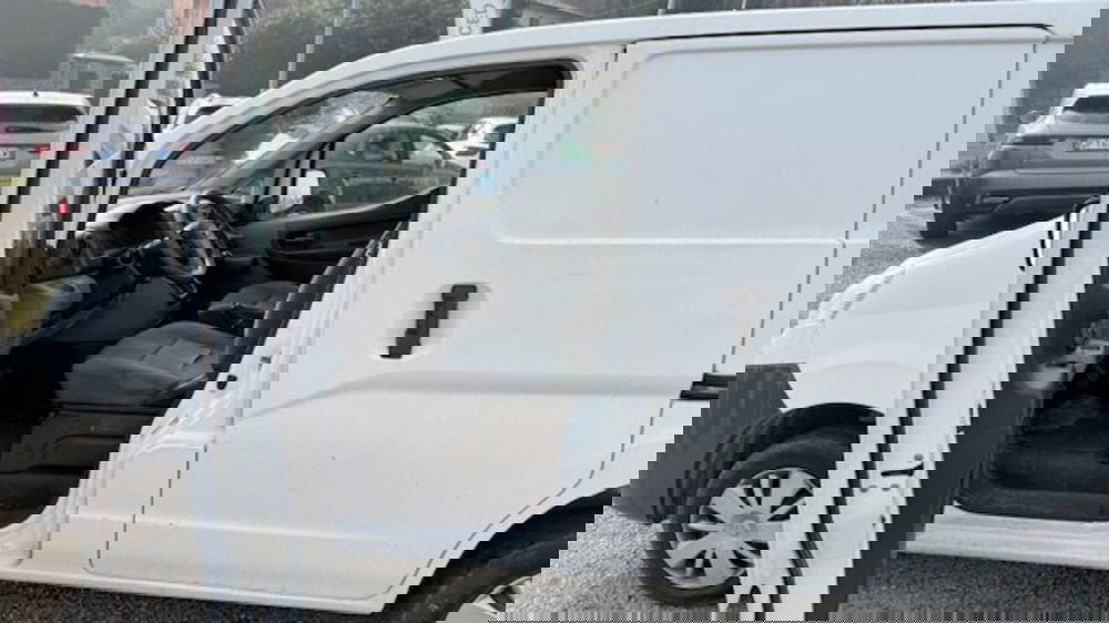 Nissan NV200 usata a Como (16)