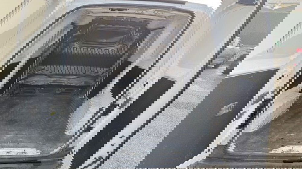 Nissan NV200 usata a Como (6)