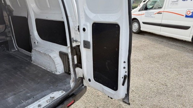 Nissan NV200 usata a Como (8)