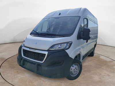Peugeot Boxer Furgone 335 L2H2 2.2 bluehdi 140cv S&amp;S vetrato nuova a Erba