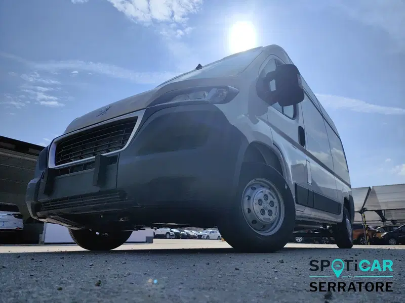 Peugeot Boxer Furgone nuova a Como (3)
