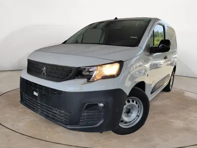 Peugeot Partner Furgone Partner L1 Bev 50kWh 2p.ti nuova a Erba