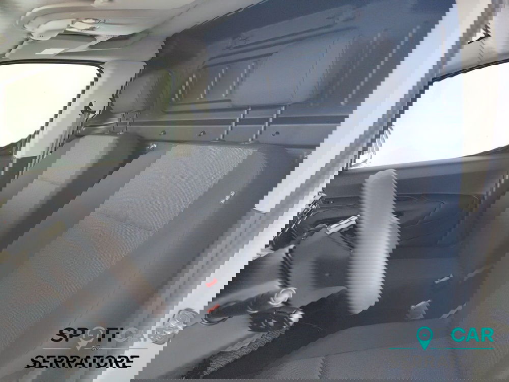 Peugeot Partner Furgone nuova a Como (13)