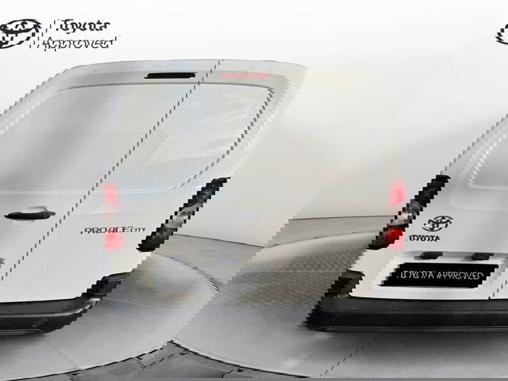 Toyota Proace City Furgone usata a Como (3)