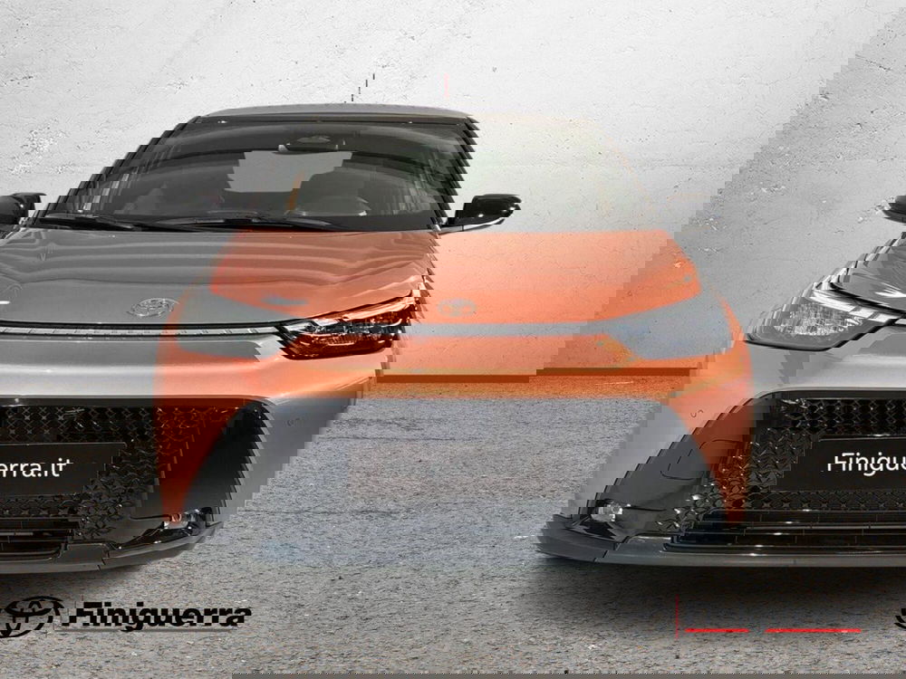 Toyota Aygo X nuova a Lecco (2)