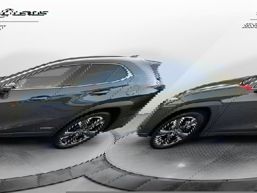 Lexus UX usata a Como (3)