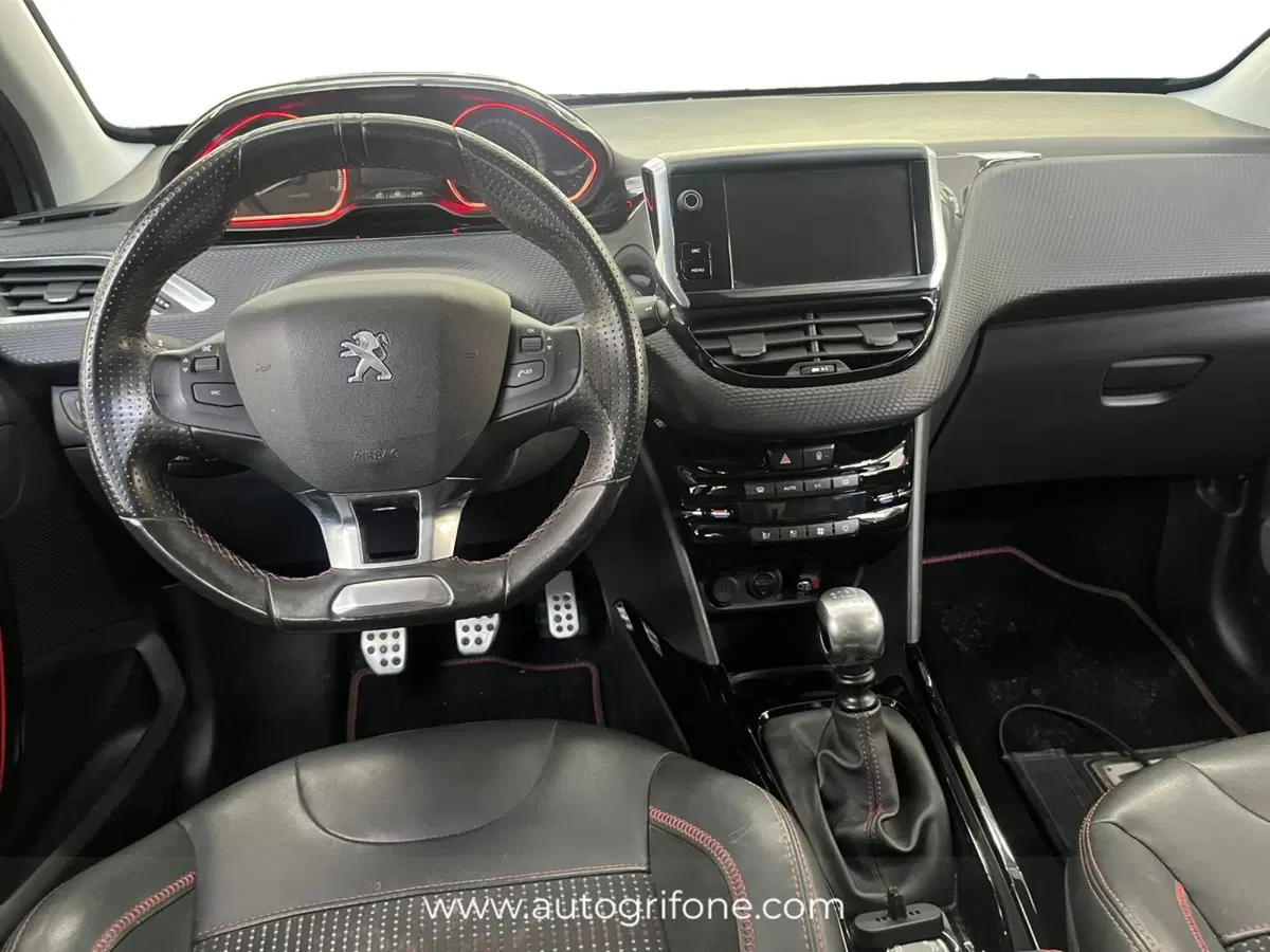 Peugeot 2008 usata a Modena (10)