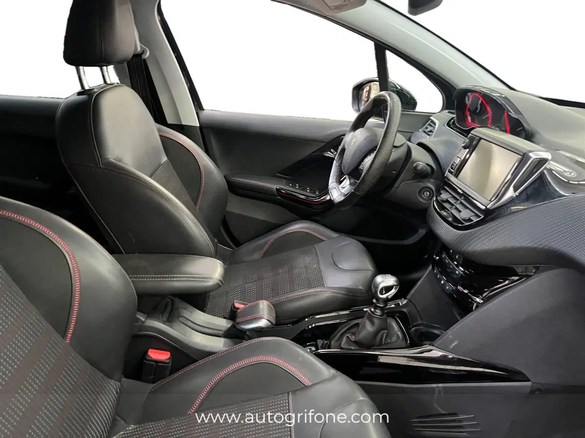 Peugeot 2008 usata a Modena (15)