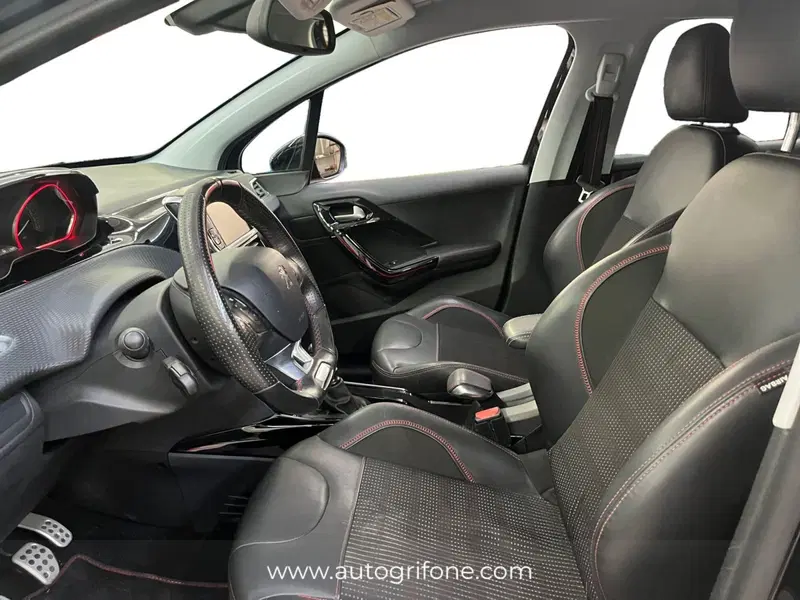Peugeot 2008 usata a Modena (9)