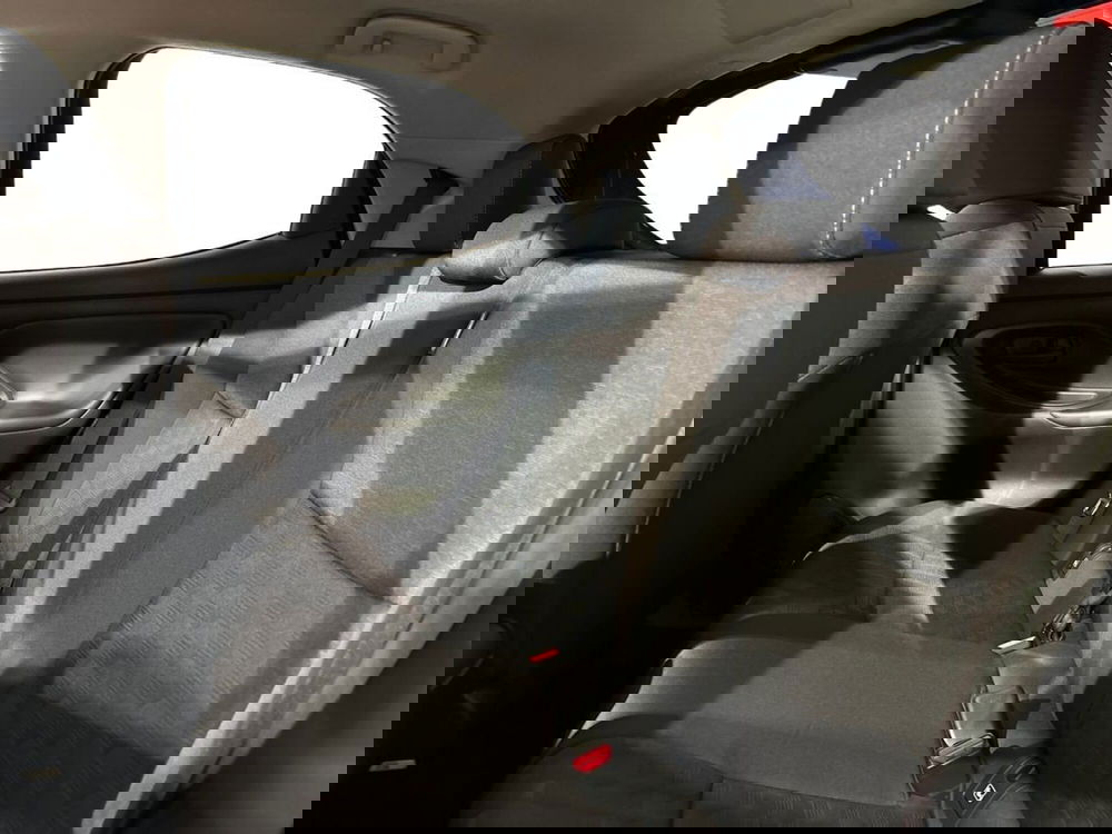 Toyota Yaris nuova a Lecco (11)