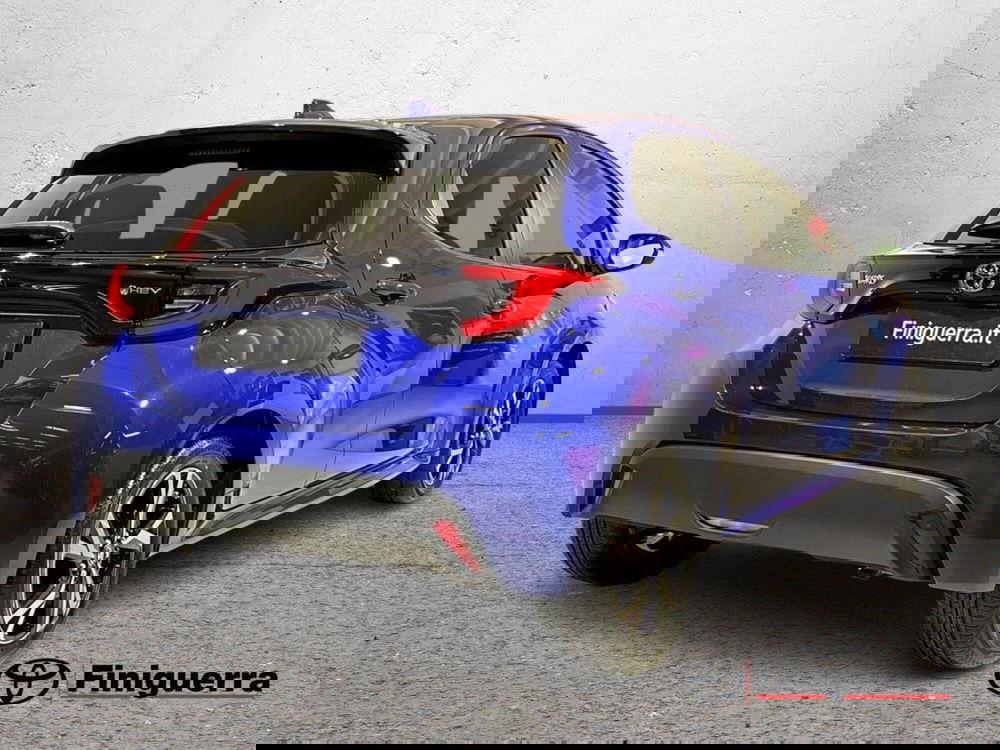 Toyota Yaris nuova a Lecco (4)