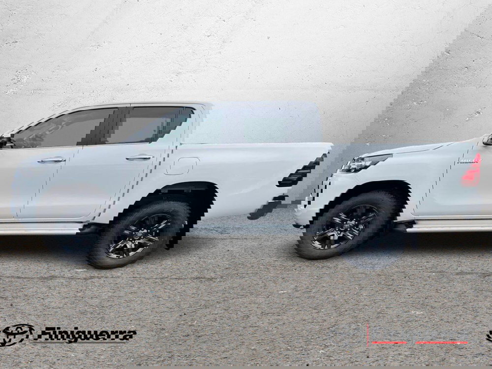 Toyota Hilux nuova a Lecco (6)