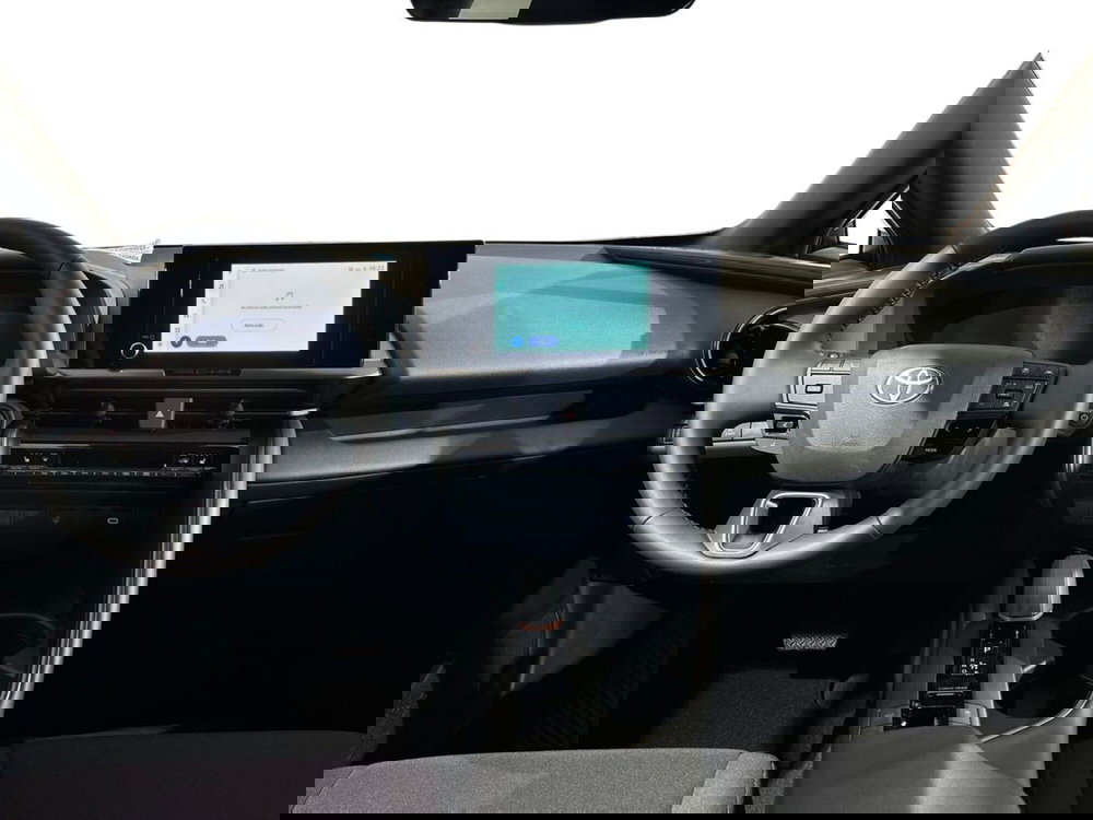 Toyota Toyota C-HR nuova a Lecco (8)