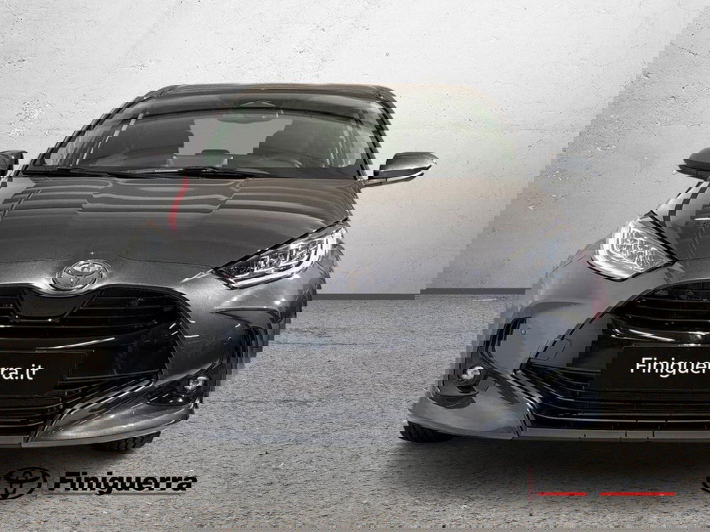 Toyota Yaris nuova a Lecco (2)