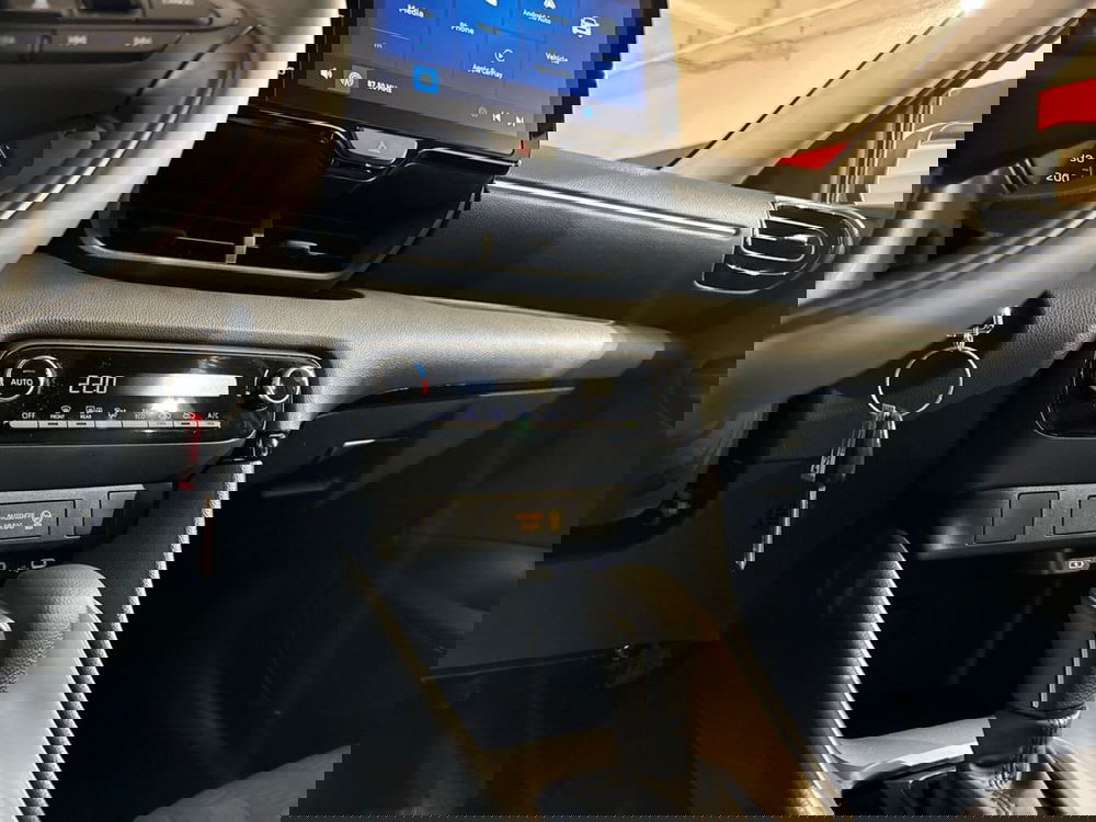 Toyota Yaris nuova a Lecco (14)