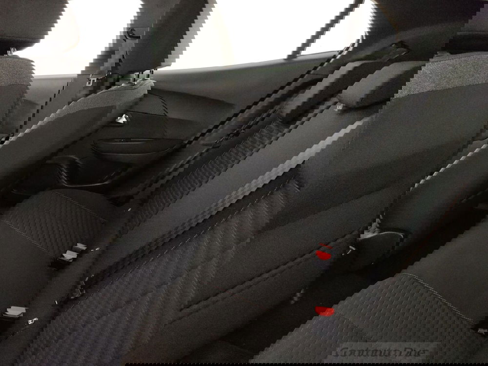 Peugeot 2008 usata a Caserta (15)