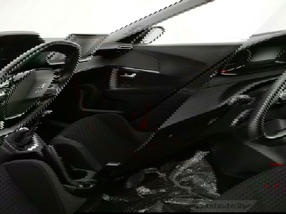 Peugeot 2008 usata a Caserta (18)