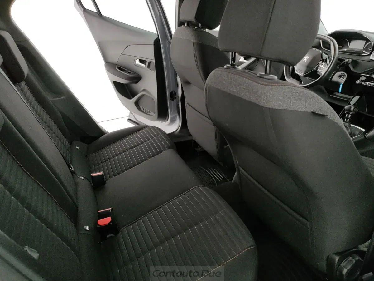 Peugeot 2008 usata a Caserta (9)