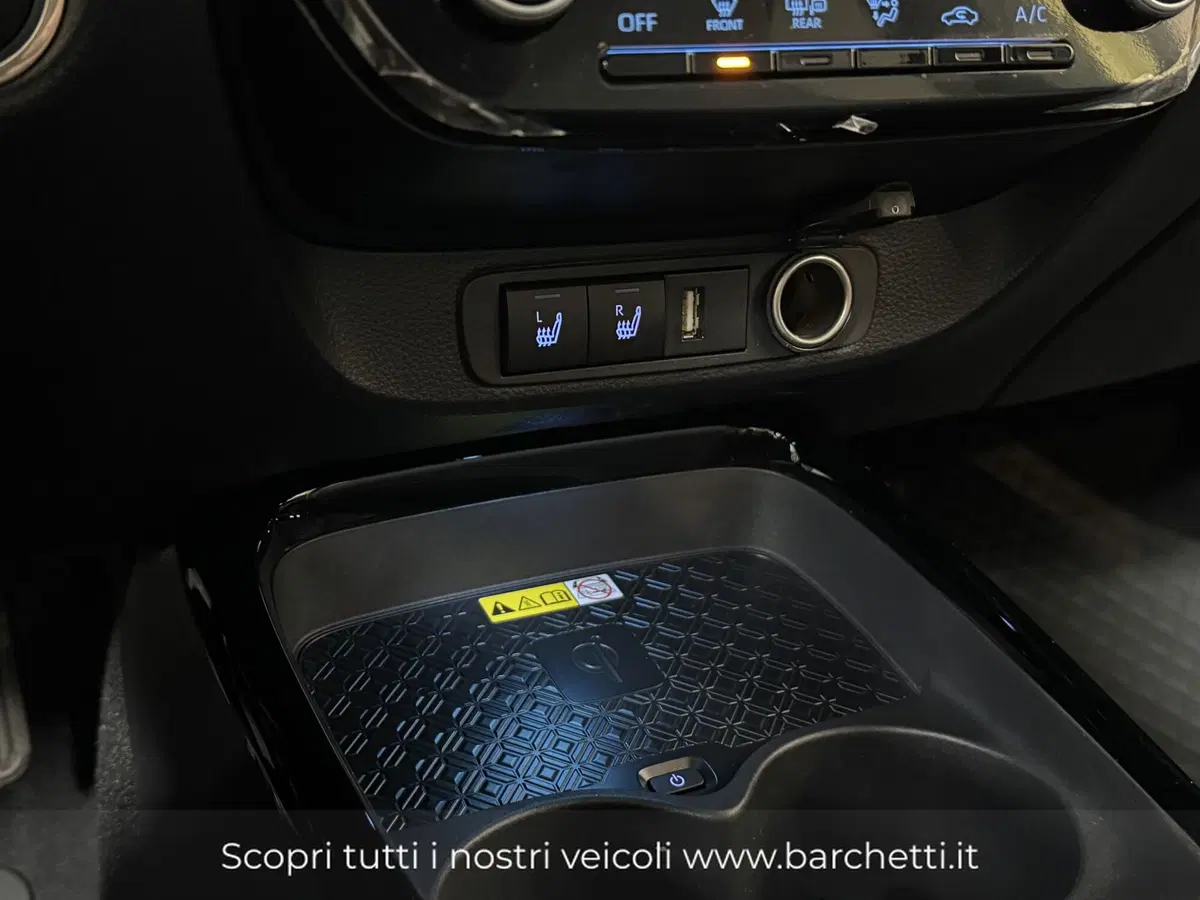 Toyota Aygo X usata a Brescia (11)