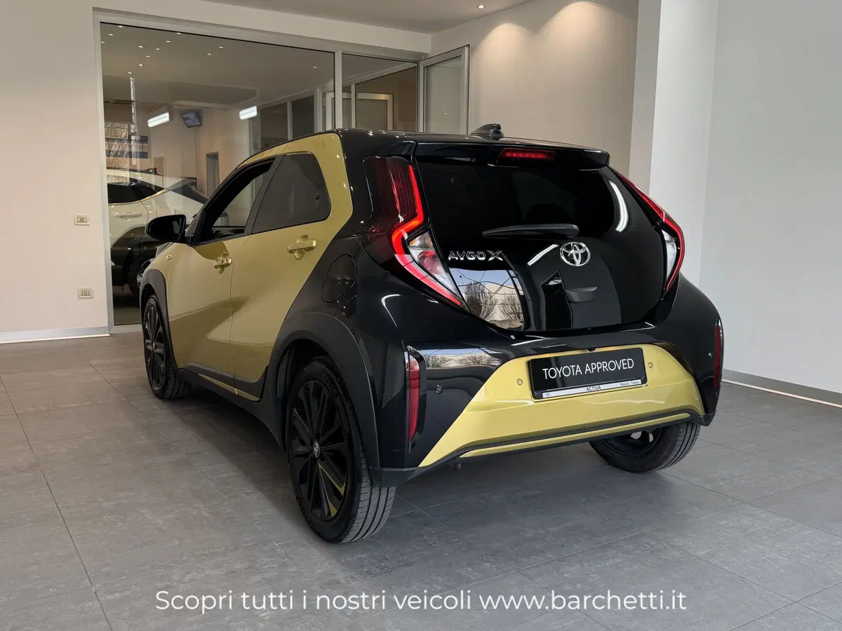 Toyota Aygo X usata a Brescia (3)