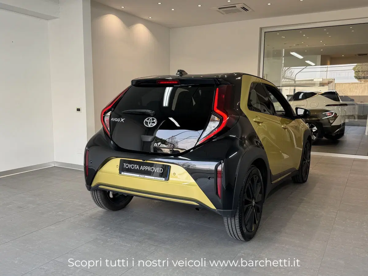 Toyota Aygo X usata a Brescia (4)