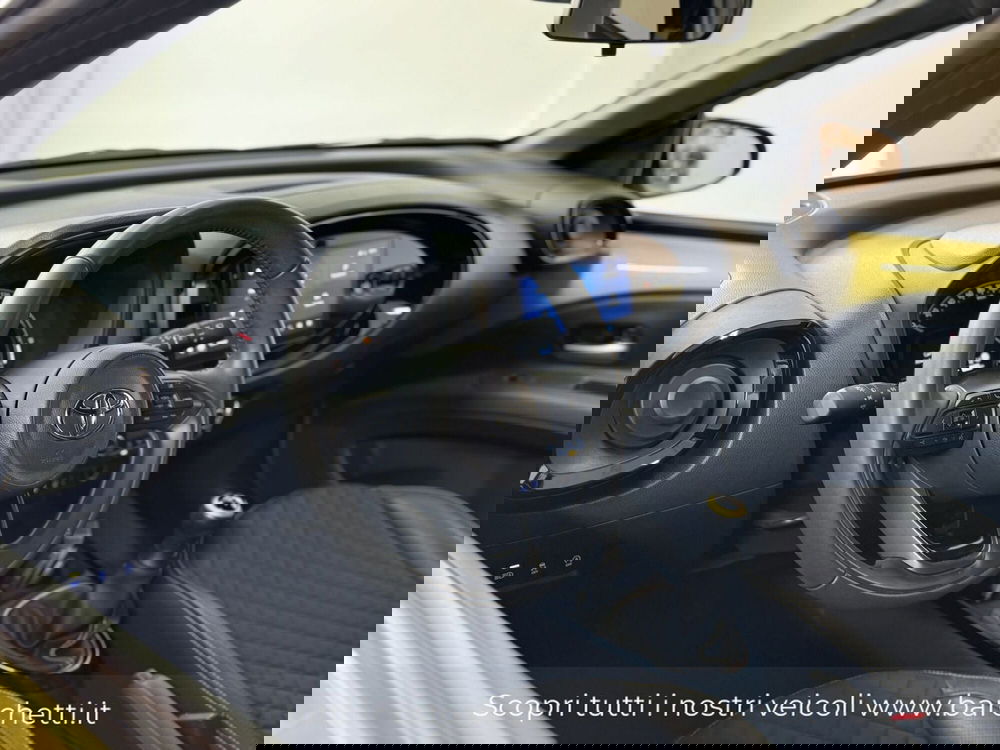 Toyota Aygo X usata a Brescia (8)