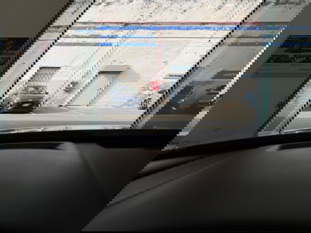 Mazda CX-30 nuova a Napoli (13)