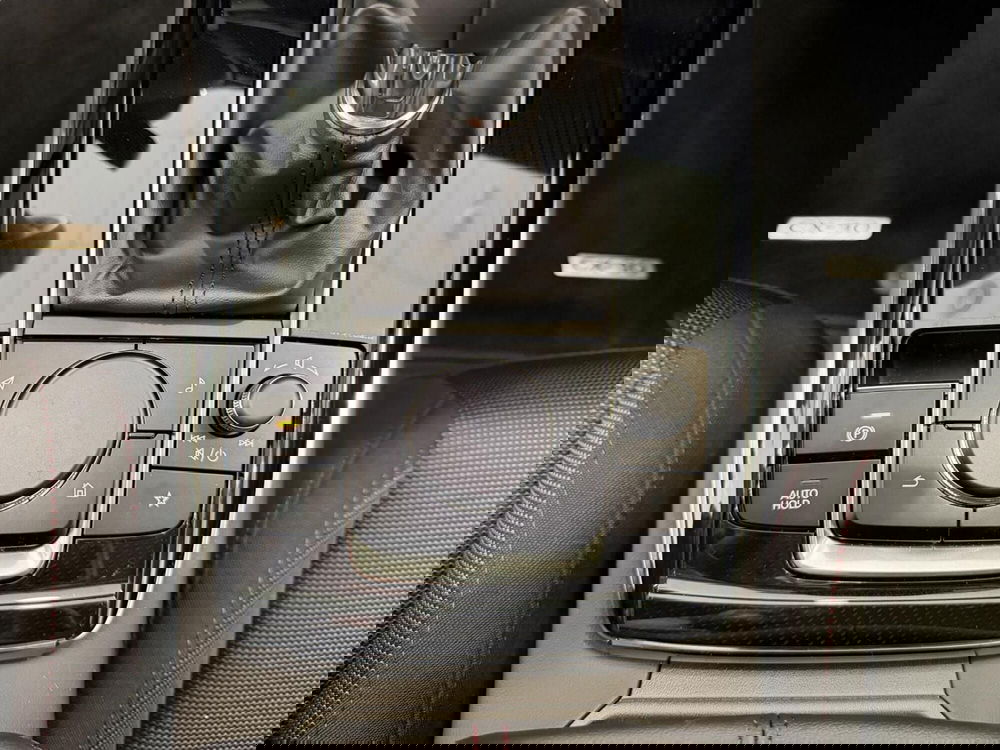 Mazda CX-30 nuova a Napoli (18)