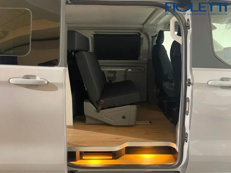 Ford Transit Custom Furgone nuova a Brescia (12)
