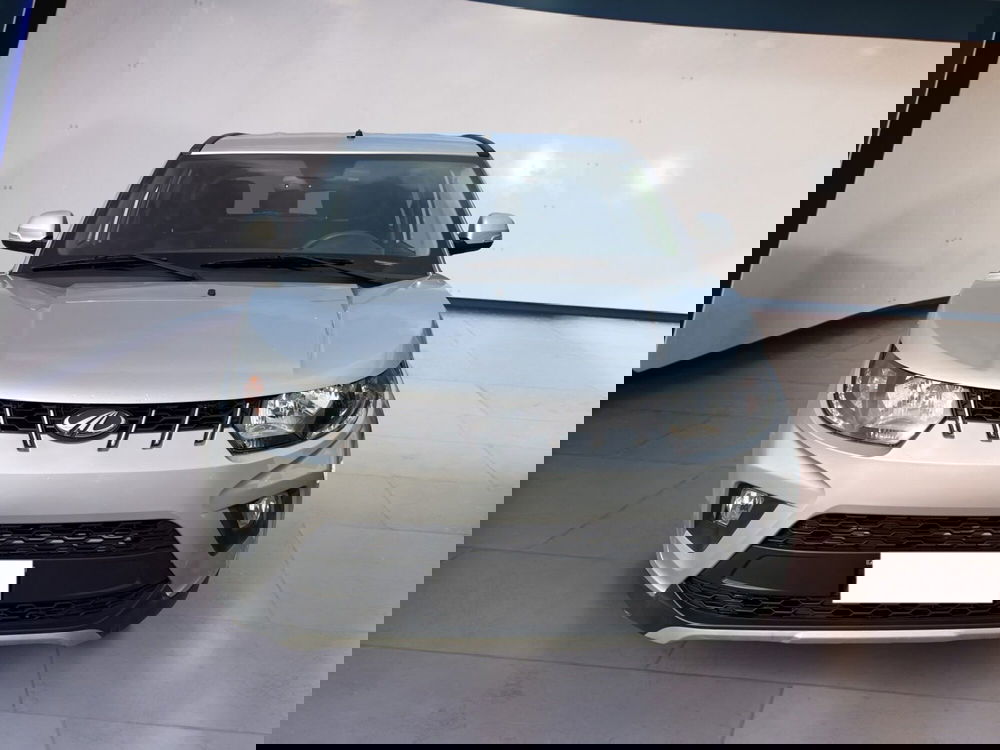 Mahindra KUV100 usata a Torino