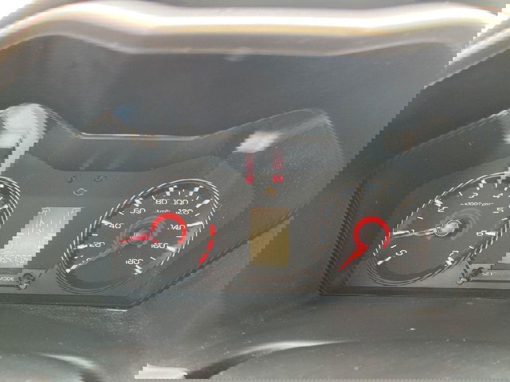 Mahindra KUV100 usata a Torino (11)