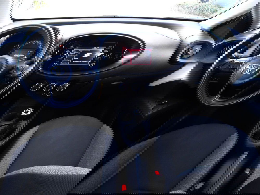 Toyota Aygo X usata a Treviso (12)