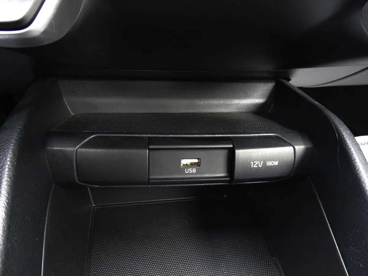 Kia Stonic usata a Belluno (19)
