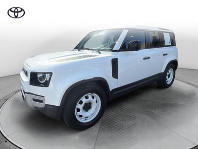 Land Rover Defender 110 3.0d i6 mhev X-Dynamic SE awd 200cv auto del 2021 usata a Ragusa