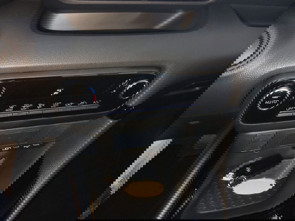 Toyota Yaris nuova a Ragusa (14)