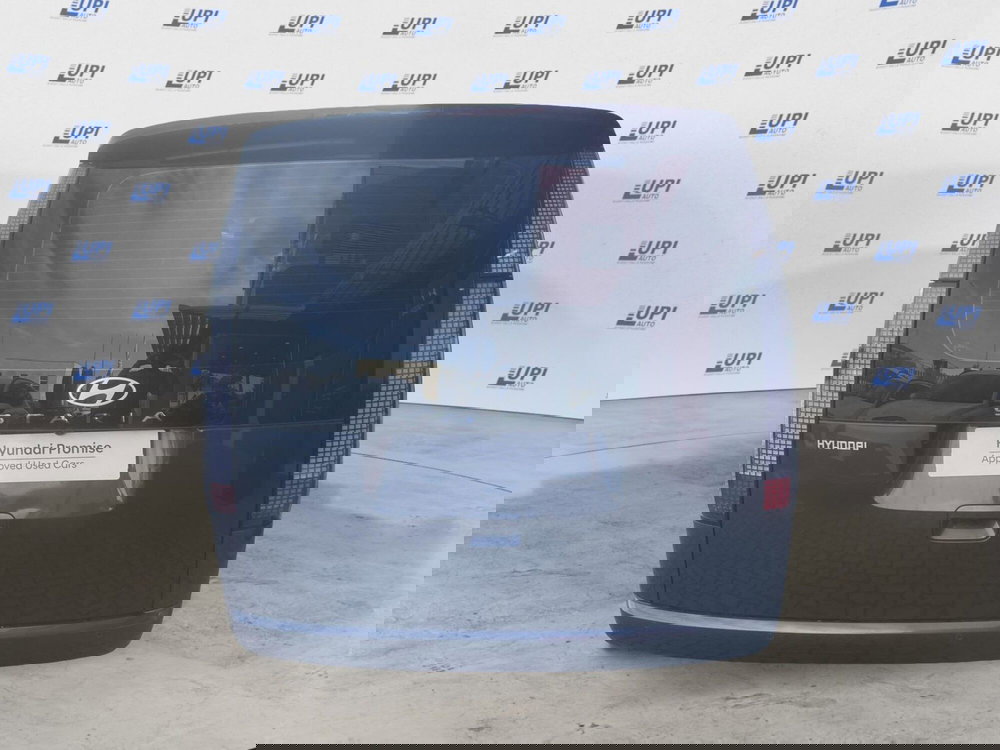 Hyundai Staria nuova a Pistoia (3)