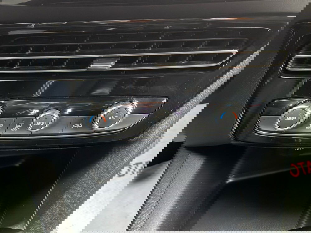 Opel Mokka usata a Catania (14)