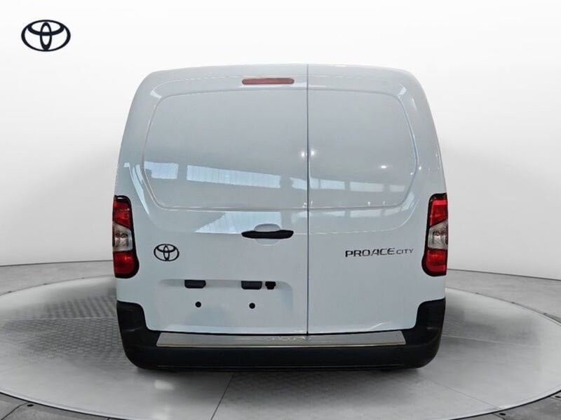 Toyota Proace City nuova a Vicenza (7)
