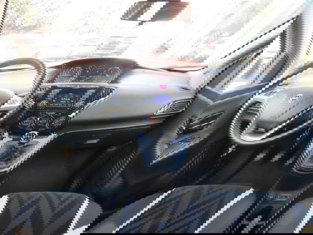 Lancia Ypsilon usata a Monza e Brianza (10)