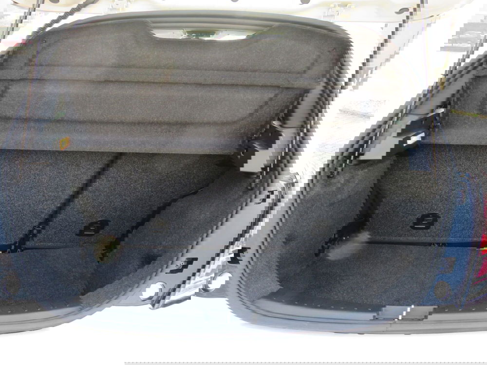 Lancia Ypsilon usata a Monza e Brianza (16)