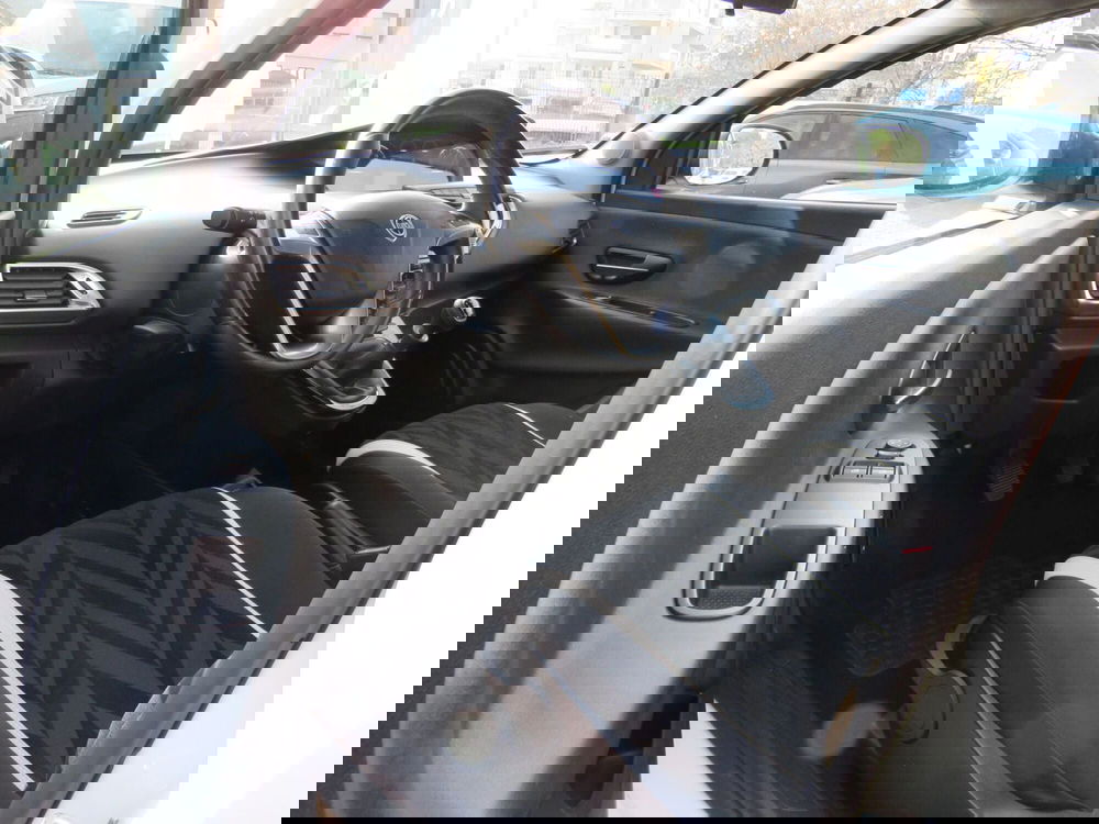 Lancia Ypsilon usata a Monza e Brianza (7)