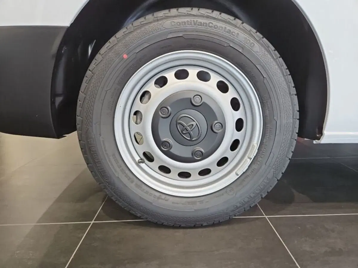 Toyota Proace nuova a Vicenza (8)