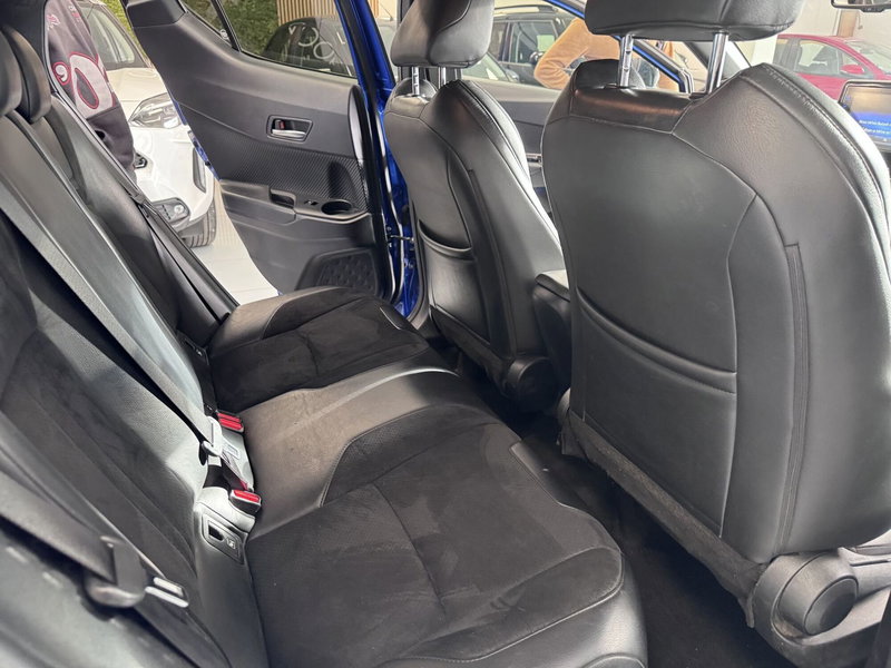 Toyota Toyota C-HR usata a Prato (10)