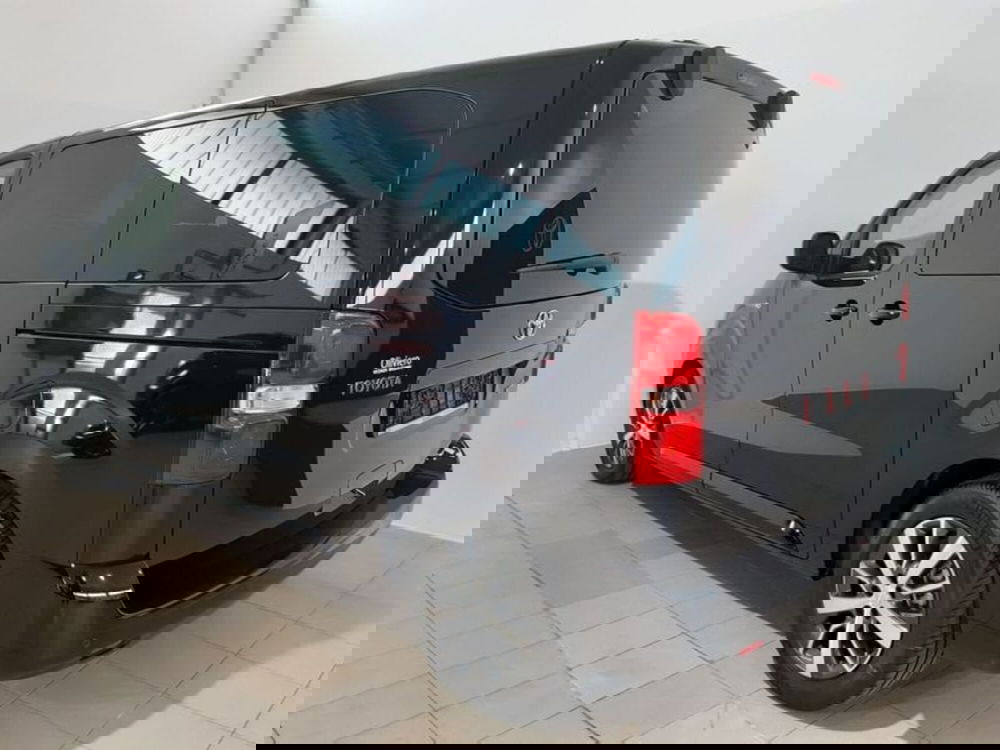 Toyota Proace Verso nuova a Vicenza (2)